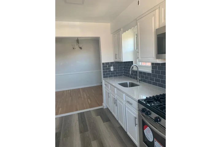 $3500 : Apt. 3 Dormitorios 1.5 Banos image 2
