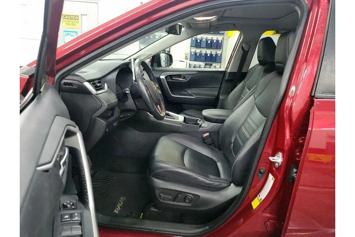 $22998 : Toyota RAV4 2019 XLE Premium image 10