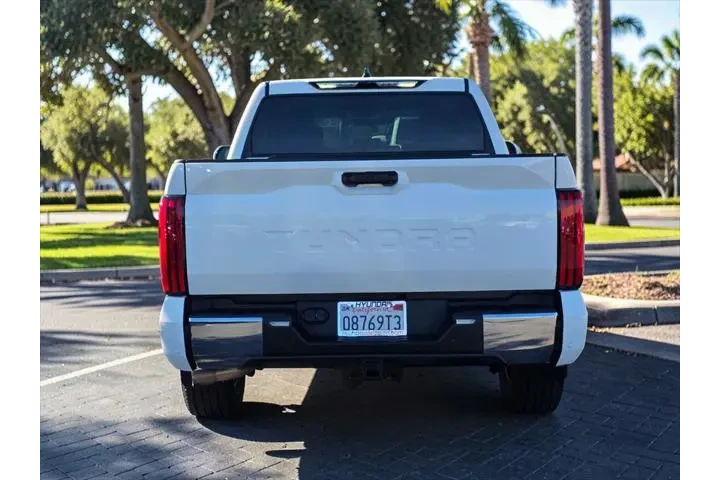 $39995 : Toyota Tundra 2022 4x2 SR5 4 image 6