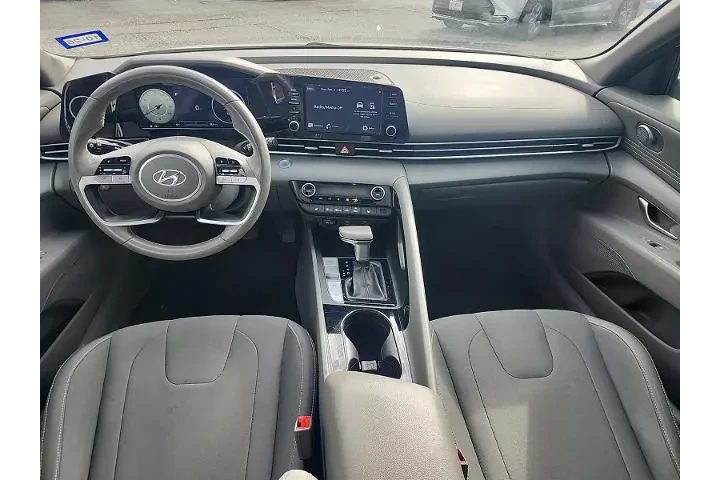 $14998 : Hyundai ELANTRA 2022 SEL 4dr image 5