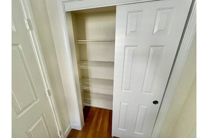 $1200 : North Las Vegas -Available image 6