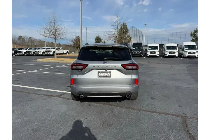 $21498 : Ford Escape 2024 ST-Line 4dr image 6