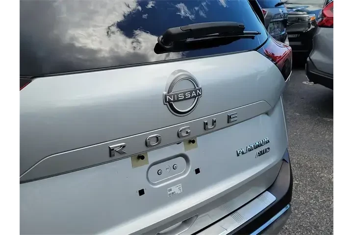 $26590 : Nissan Rogue 2023 AWD Platin image 5