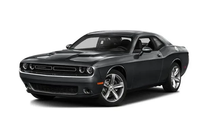 $10835 : Dodge Challenger 2017 SXT 2d image 1