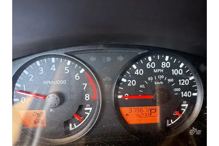 $22400 : Nissan Frontier 2019 4x4 SV image 8