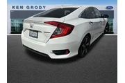 $21543 : Honda Civic 2016 Touring 4dr thumbnail