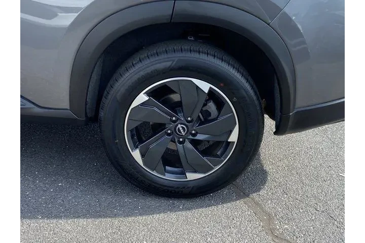 $19090 : Nissan Rogue 2025 AWD SV 4dr image 10