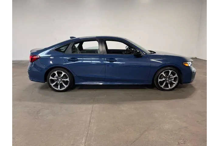 $31845 : Honda Civic Hybrid 2025 image 2