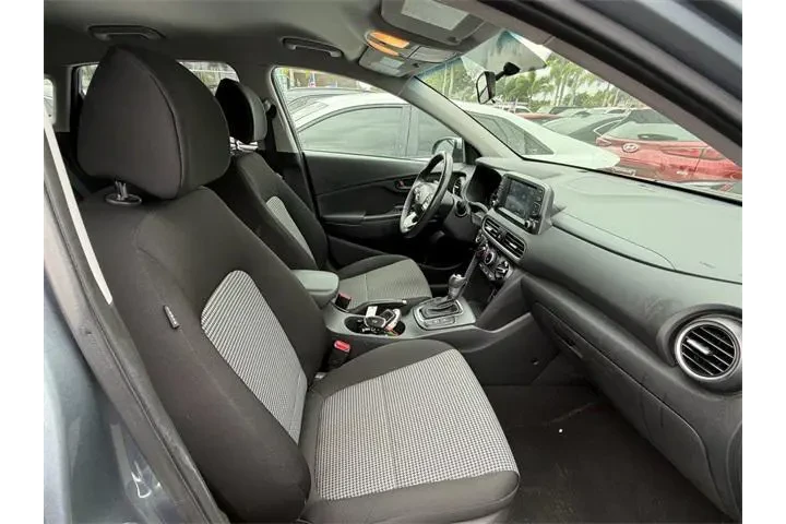 $13285 : Hyundai KONA 2018 SEL 4dr Cr image 9