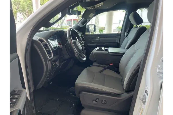 $28030 : Ram 1500 2022 4x2 Big Horn 4 image 5