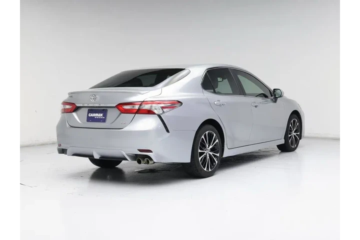 $20998 : Toyota Camry 2018 SE 4dr Sed image 8