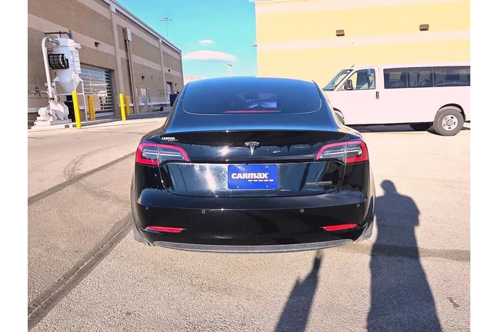 $27998 : Tesla Model 3 2022 AWD Long image 6