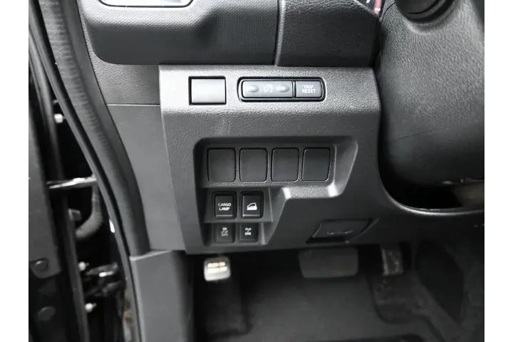 $36591 : Nissan Frontier 2024 4x4 PRO image 9