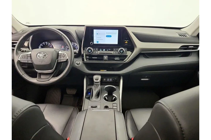 $37998 : Toyota Highlander 2023 XLE 4 image 9