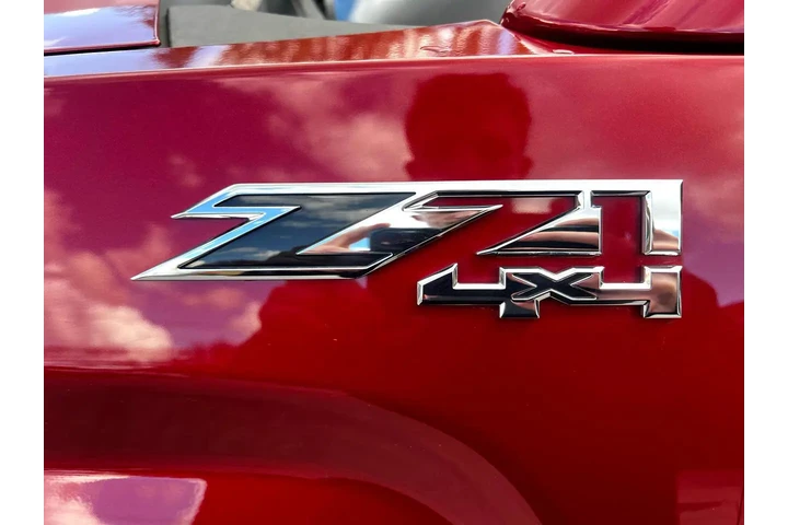 $29900 : GMC Sierra 2500HD 2019 4x4 S image 5