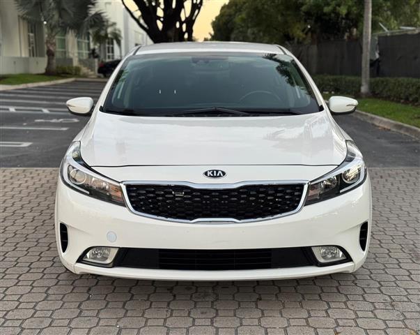 $6500 : Kia Forte image 7