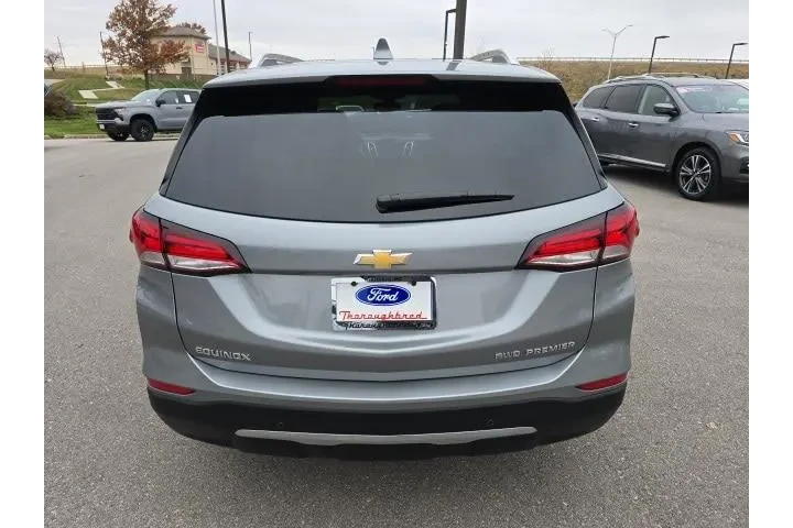 $25500 : Chevrolet Equinox 2023 4x4 P image 4