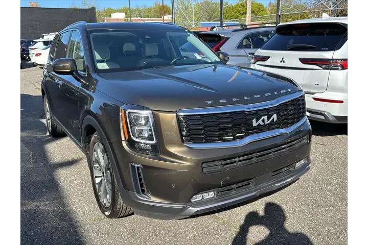 $32390 : Kia Telluride 2022 AWD SX 4d image 8
