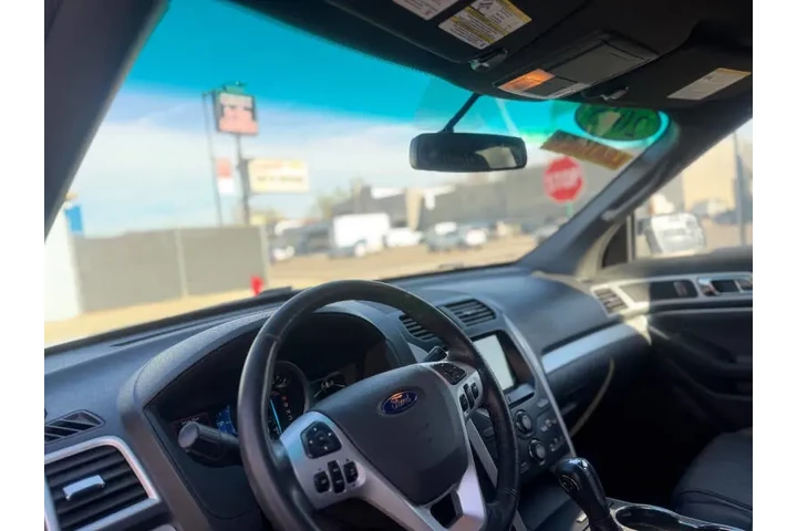 $12995 : 2015 Explorer XLT image 9