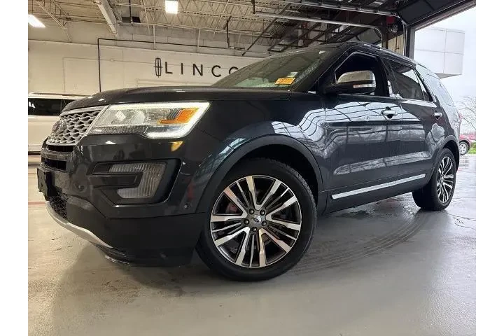 $18000 : Ford Explorer 2017 AWD Plati image 2