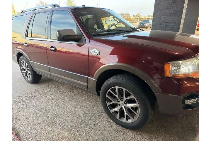 $11514 : Ford Expedition 2017 4x4 Kin image 4