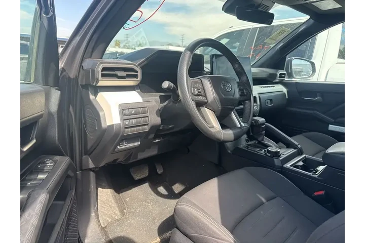 $39385 : Toyota Tacoma 2024 4x4 SR5 4 image 5