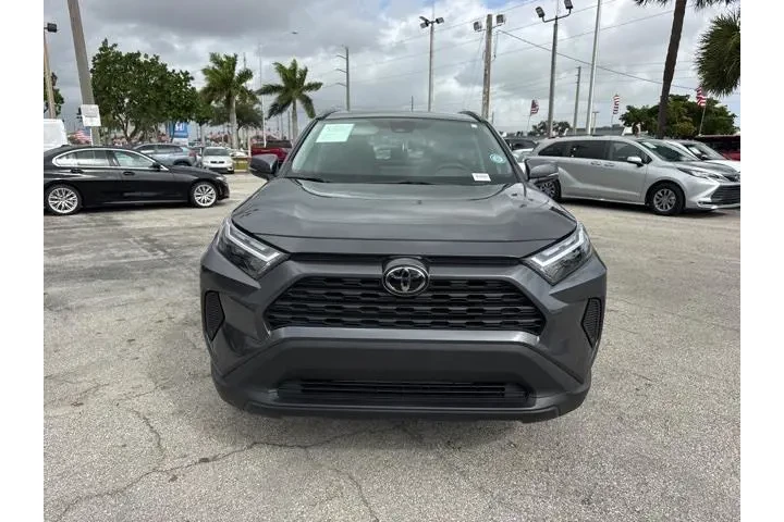 $26988 : Toyota RAV4 2023 XLE 4dr SUV image 8