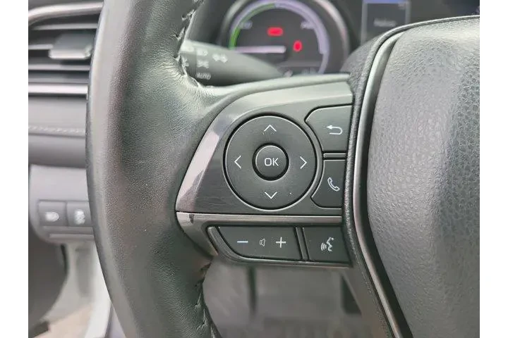 $30000 : Toyota Camry Hybrid 2024 SE image 2