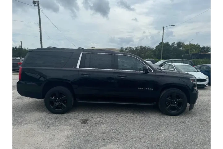 $15297 : 2017 Suburban LT image 5