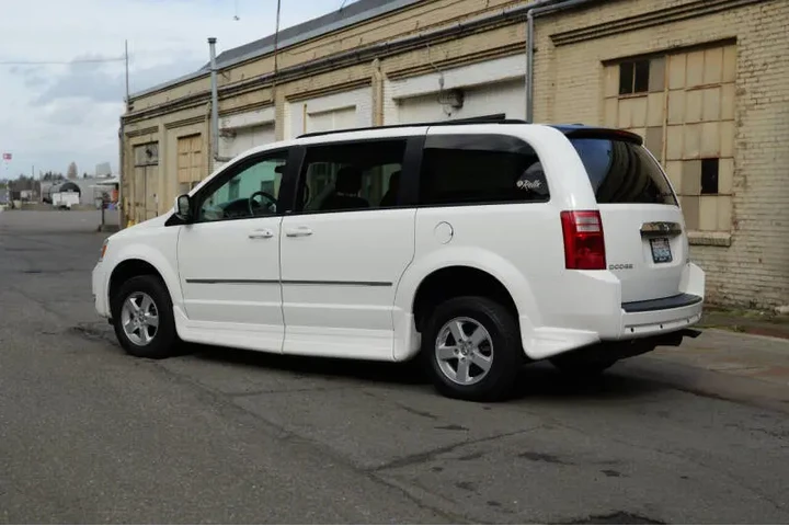 $21888 : 2010 Grand Caravan SXT image 6