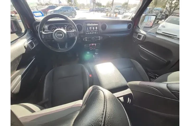 $20998 : Jeep Gladiator 2021 4x4 Spor image 5