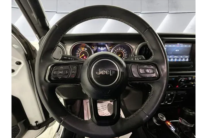 $29991 : Jeep Wrangler 2023 4x4 Freed image 9