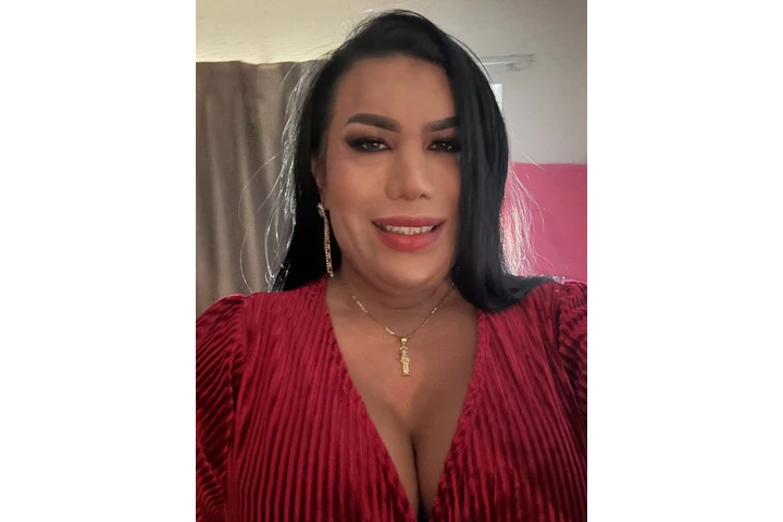 Claudia, transexual image 1