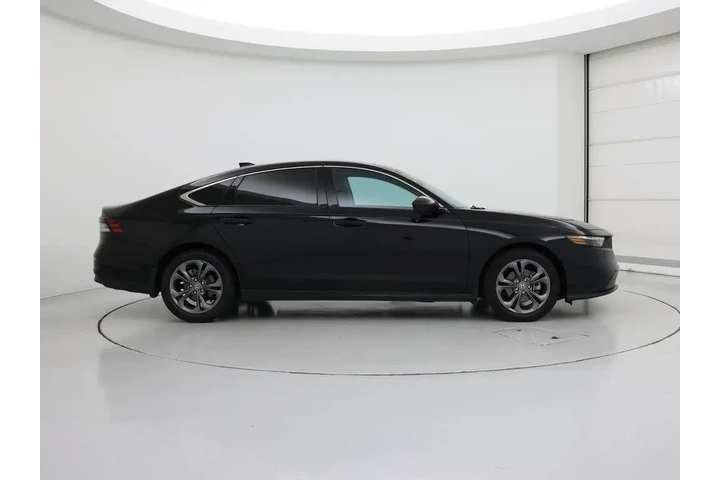 $25998 : Honda Accord 2023 EX 4dr Sed image 7