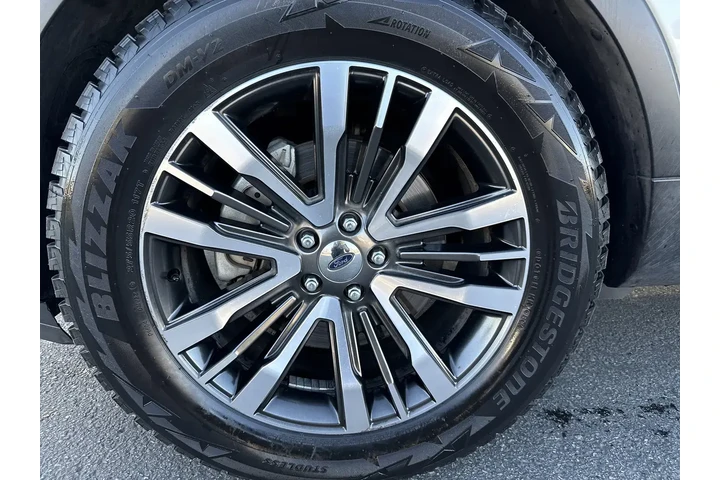 $15897 : Ford Explorer 2016 AWD Plati image 10