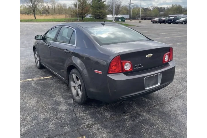 $3800 : 2011 Malibu LT image 6