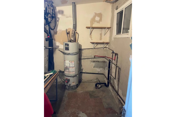 $1775 : AMPLIO DEPTO DE 1 RECAMARA image 2