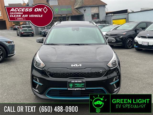 $24200 : Used 2022 Niro EV EX Premium image 2