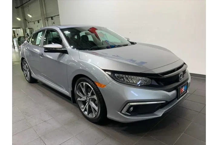 $26988 : Honda Civic 2019 Touring 4dr image 2