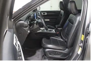 $26682 : Ford Explorer 2021 AWD XLT 4 thumbnail