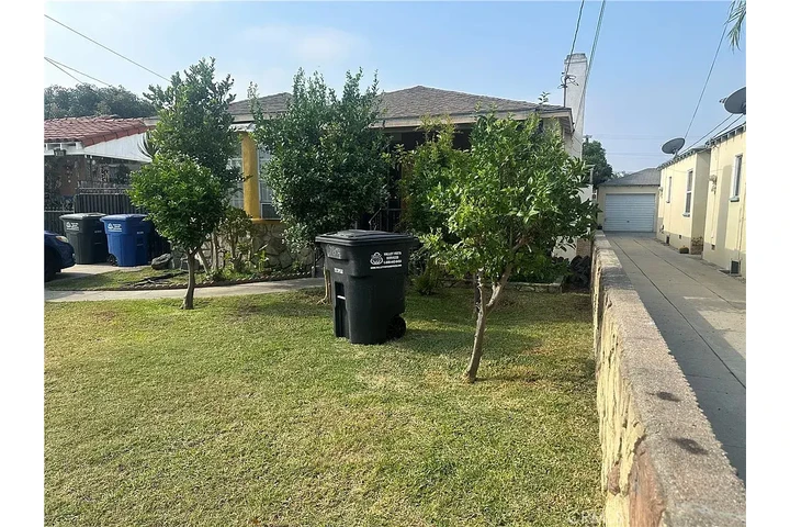 $3500 : Single Family Residence image 2