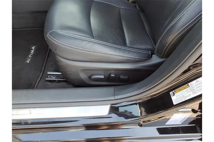 $25495 : Nissan Altima 2024 2.5 SL 4d image 5