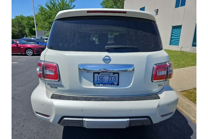 $15555 : Nissan Armada 2019 4x4 SV 4d image 5