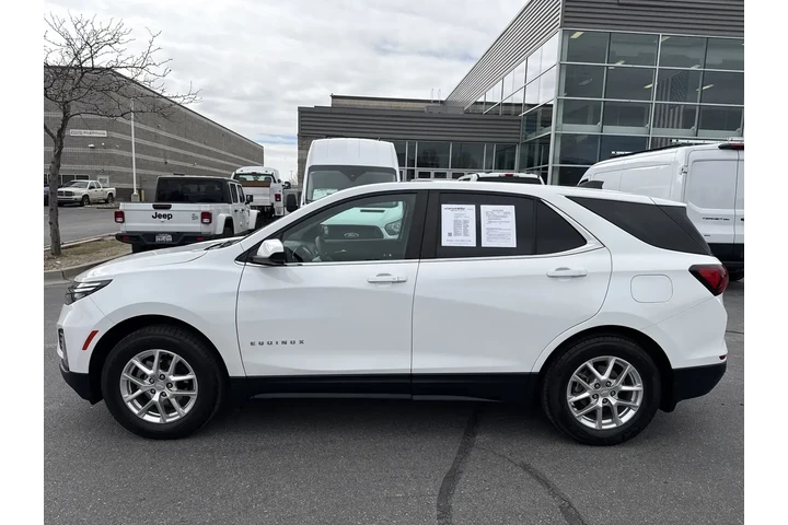 $21103 : Chevrolet Equinox 2023 4x4 L image 2