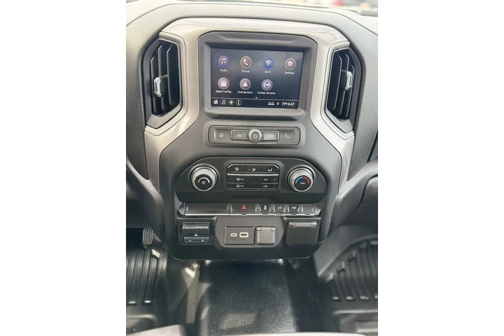 $34899 : Chevrolet Silverado 2500HD 2 image 10