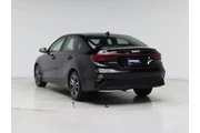 $17998 : Kia Forte 2024 LXS 4dr Sedan thumbnail
