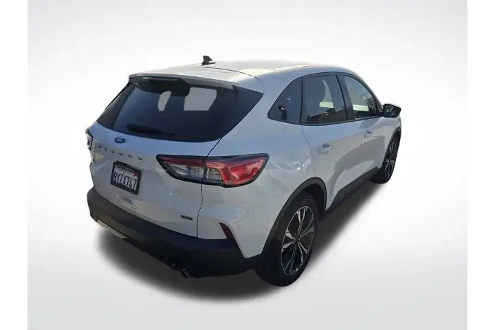 $18600 : Ford Escape Hybrid 2021 SE 4 image 6