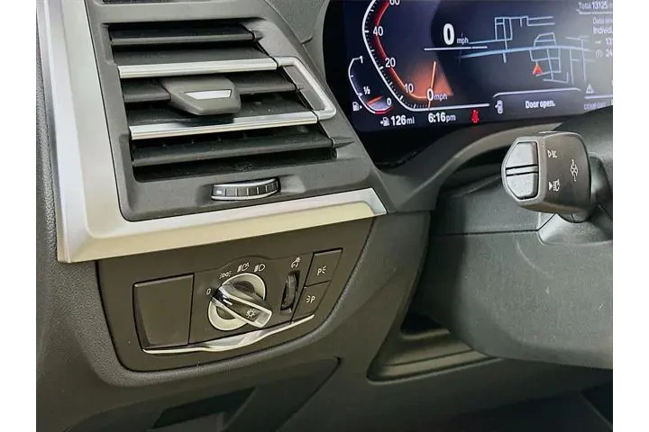 $39885 : BMW X3 2024 AWD xDrive30i 4d image 10