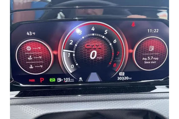 $29700 : Volkswagen Golf GTI 2024 SE image 5