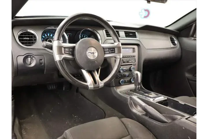 $7833 : Ford Mustang 2014 V6 2dr Fas image 6